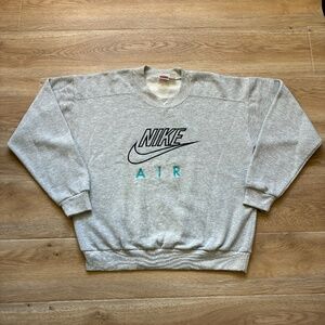 80s Nike Air Embroidered Logo Grey Crewneck Sweatshirt Men’s Medium Vintage USA